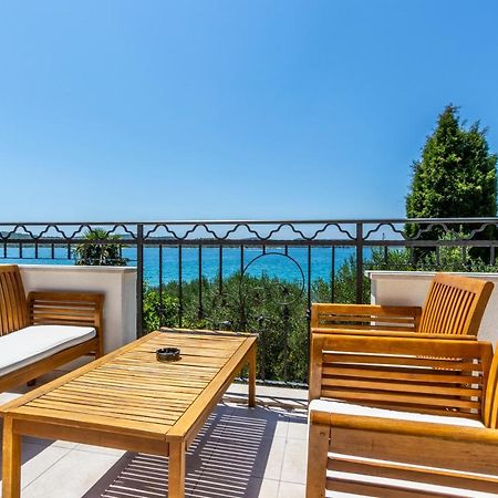 Apartments La Mirage Pirovac Exterior photo
