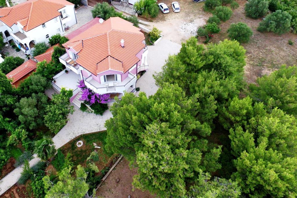Apartments La Mirage Pirovac Exterior photo